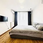 новобудова панорама зелена 261 сихівська пасічна Apartment *